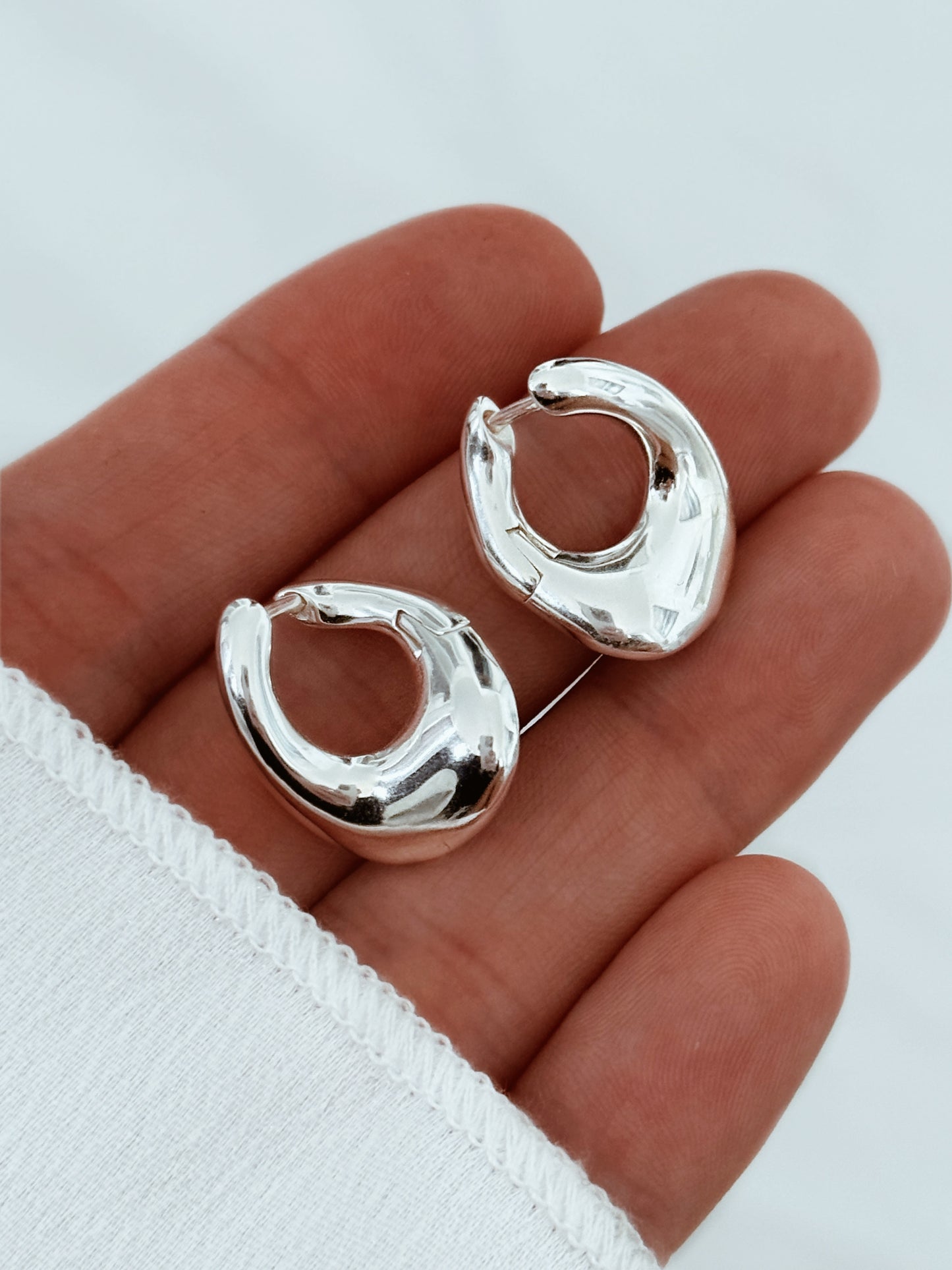 Silver925 earrings- ARANDA