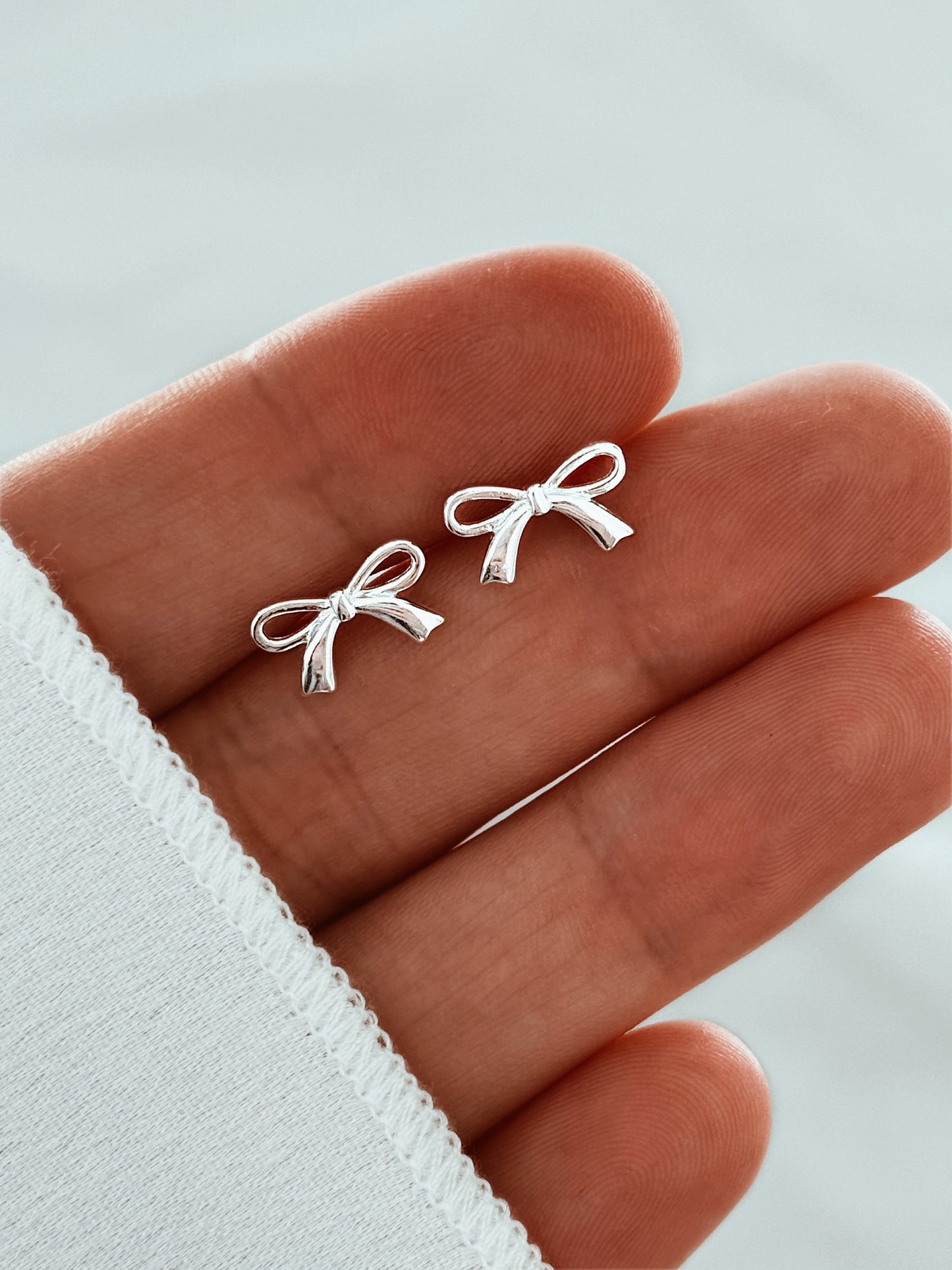 Silver925 earrings- BOW