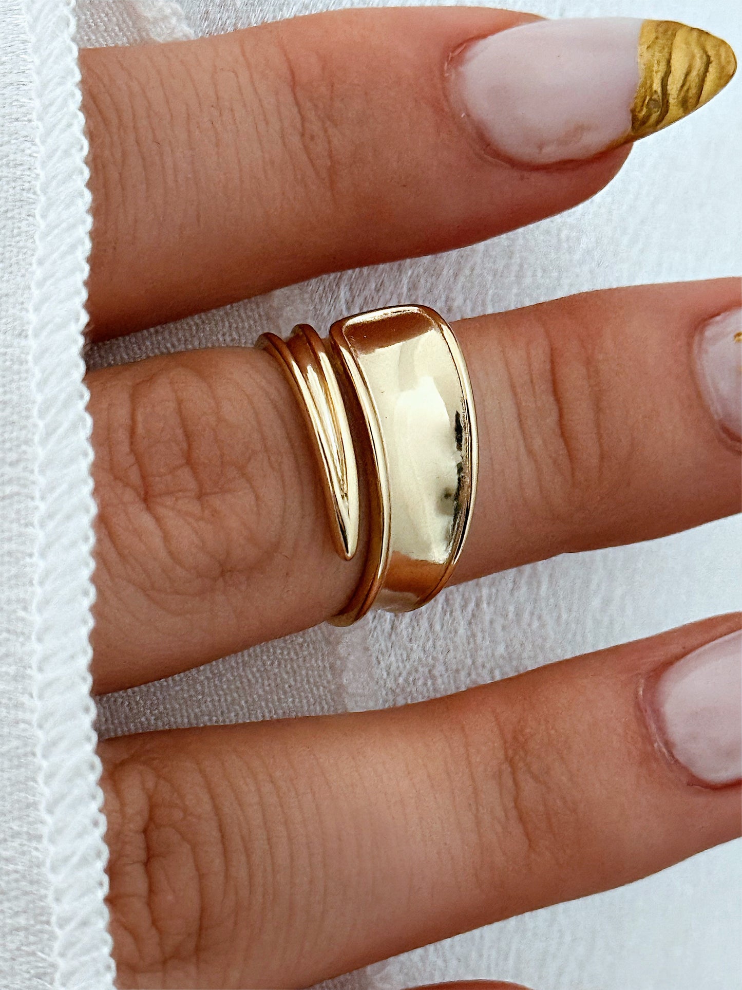 Gold plated silver925 ring- DAHLIA