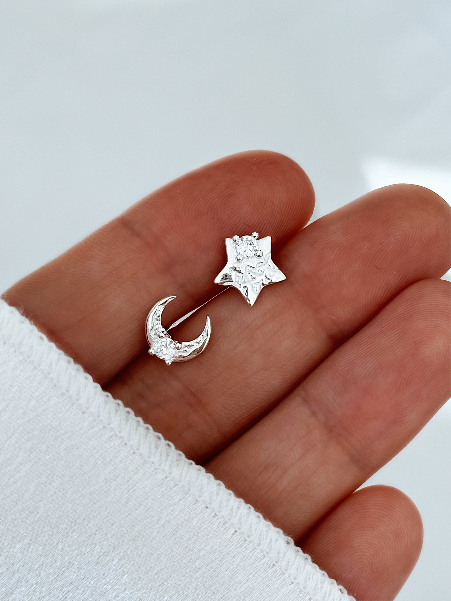 Silver925 earrings- JENETTA